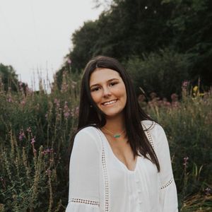 Meet your Posher, Casey